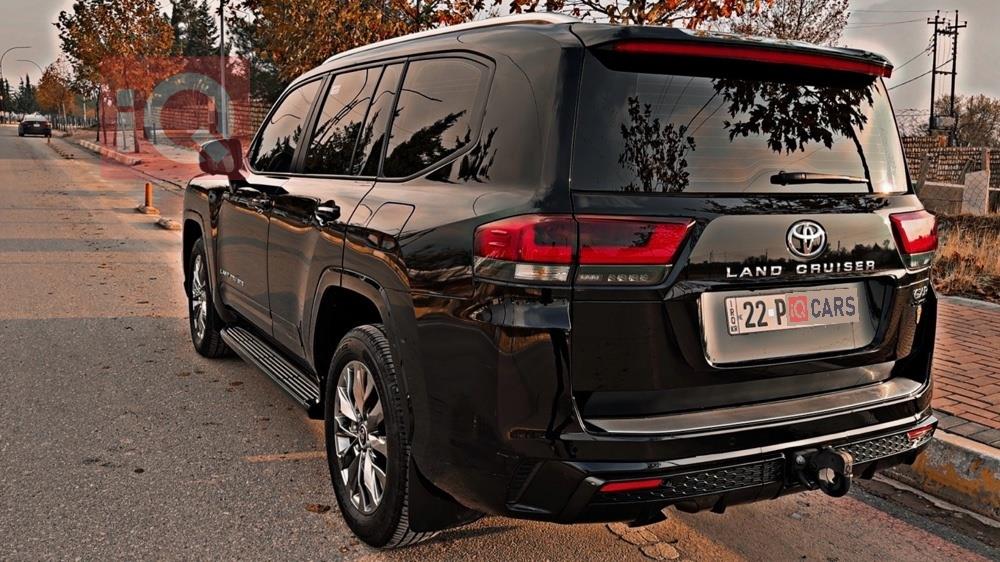 تويوتا لاندكروزر